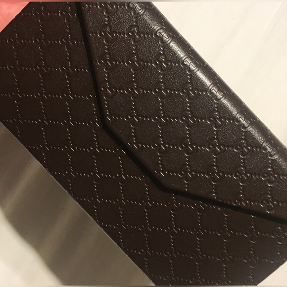 Gucci Triangle Logo Large Brown Leather Sunglass Case For Large Shades Triangle - Picture 3 of 16